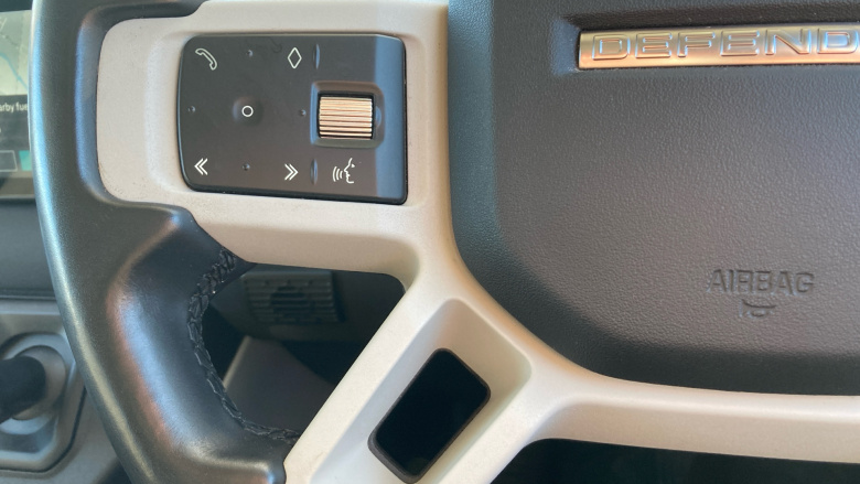 Land Rover Defender 2.0 D240 SE 110 5dr Auto Diesel Estate